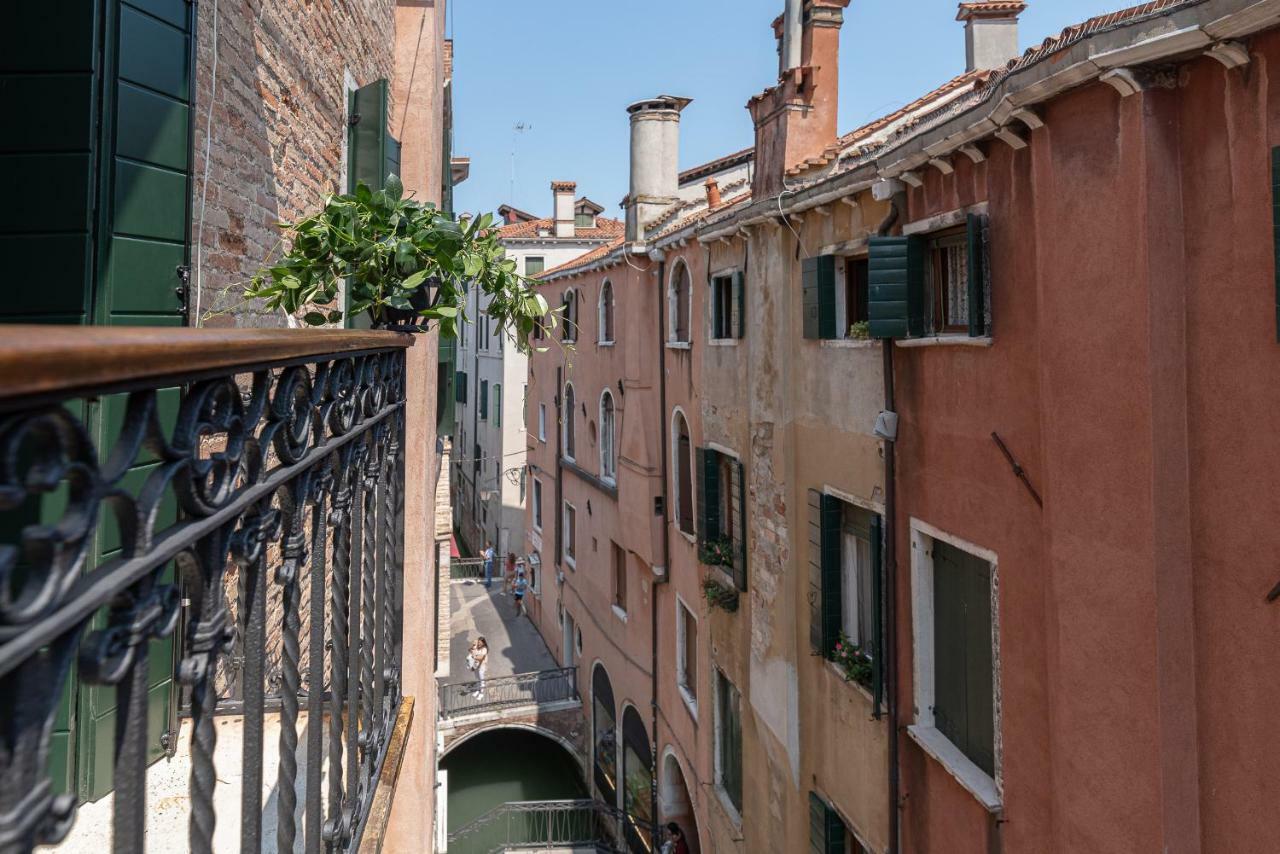 La Finestra Sulle Beccarie Hotell Venedig Exteriör bild